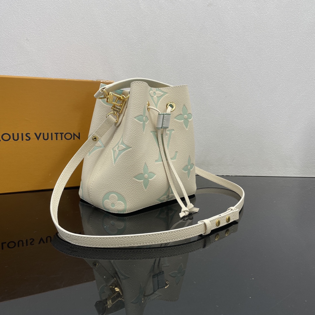 Louis Vuitton Bucket Bags